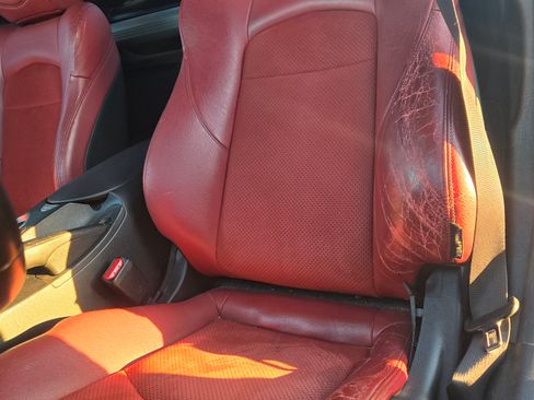 Used 2010 Nissan 370Z Touring w/ Sport Pkg image 4