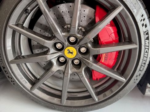 Used 2023 Ferrari SF90 Stradale image 17
