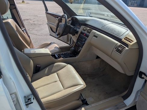 Used 1997 Mercedes-Benz E 320 Sedan image 18
