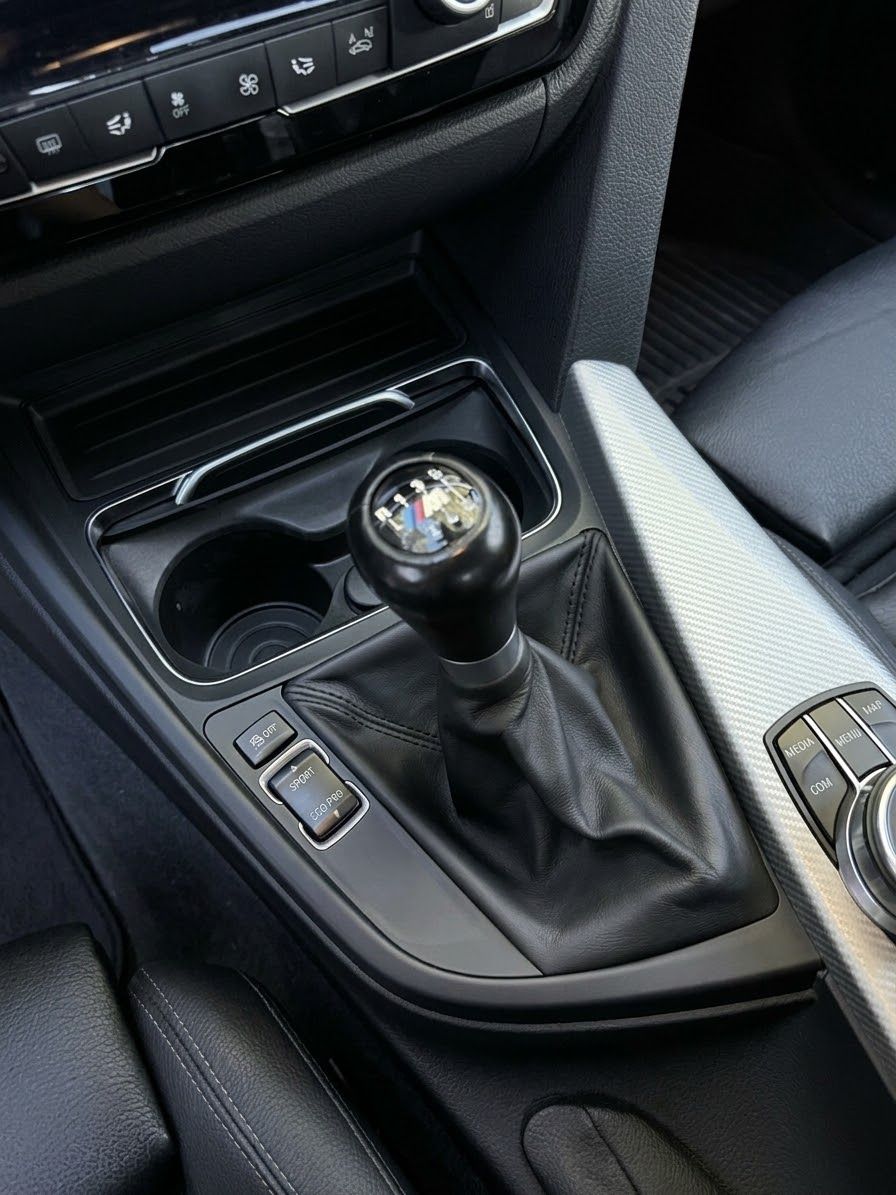 Used 2018 BMW 340i xDrive Sedan AWD/4WD image 14