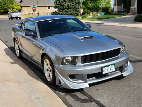 Used 2008 Ford Mustang GT Premium RWD image 1