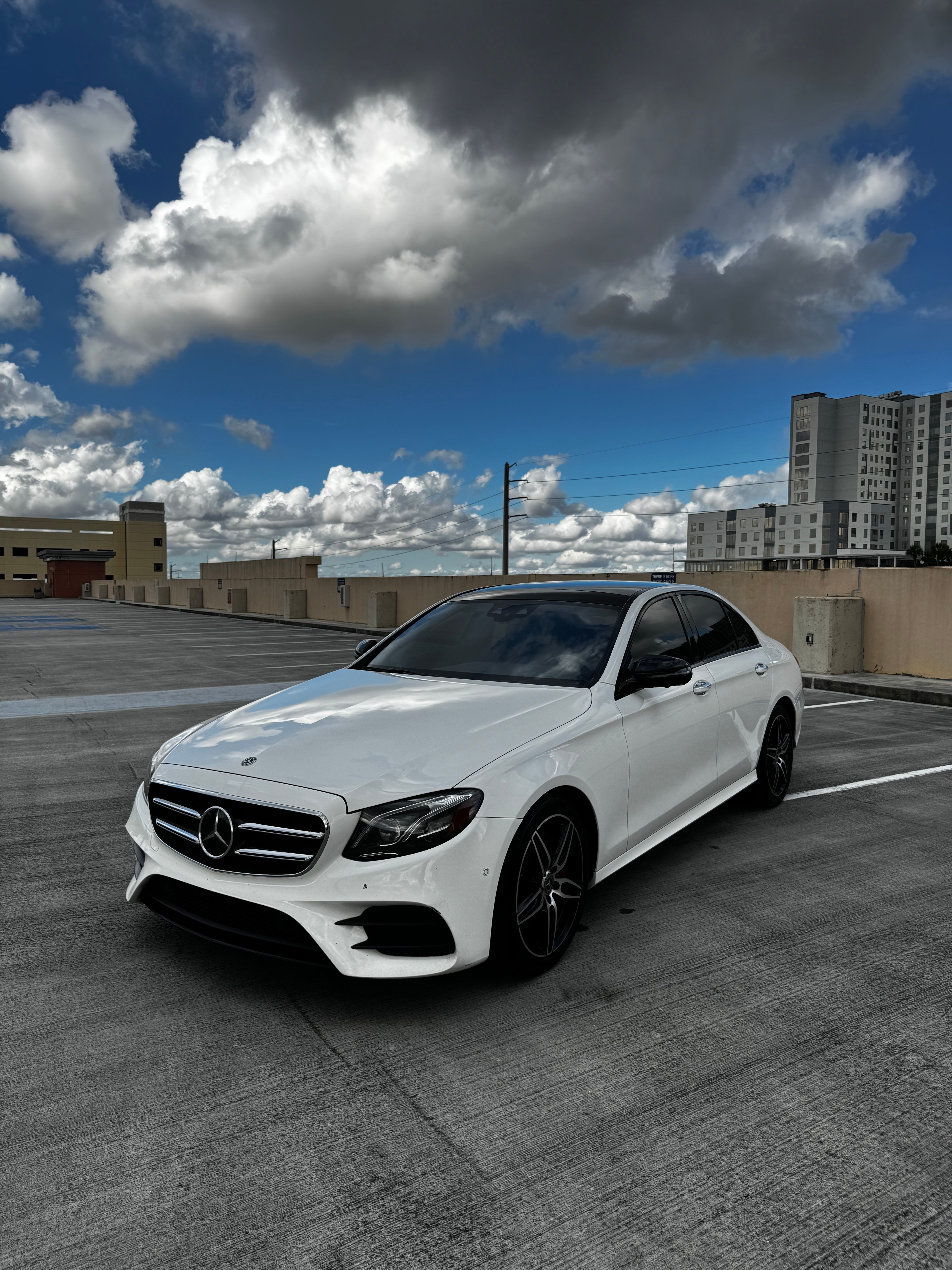 Used 2019 Mercedes-Benz E 300 image 10