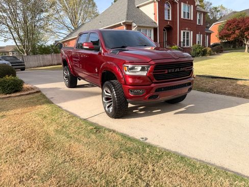 Used 2021 RAM 1500 Big Horn image 2