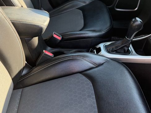 Used 2019 Jeep Compass Latitude w/ Popular Equipment Group FWD image 12