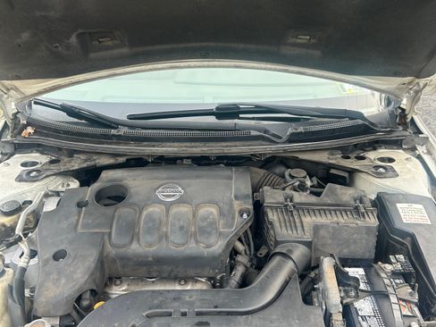 Used 2010 Nissan Altima 2.5 S image 9