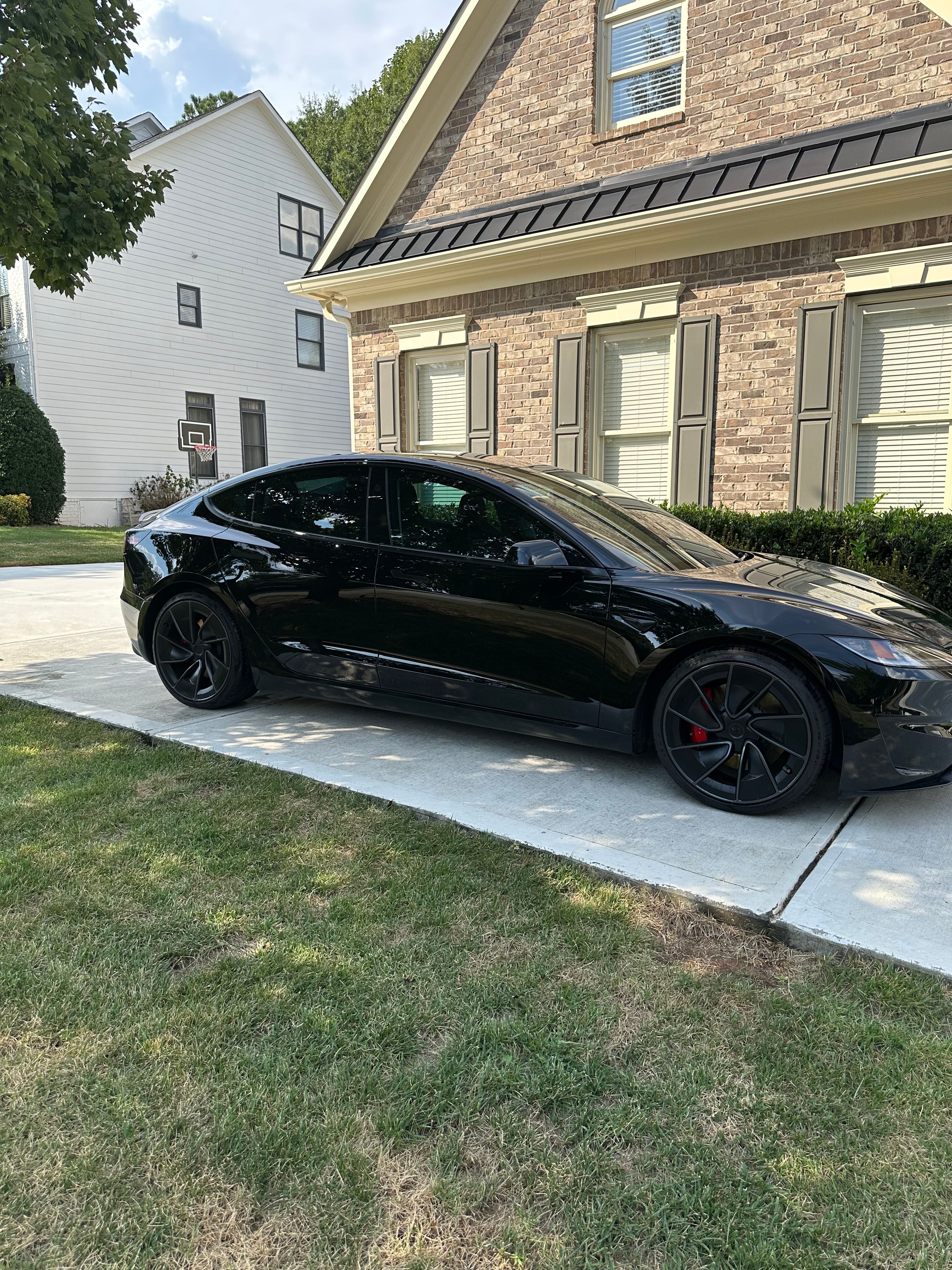 Used 2024 Tesla Model 3 Performance AWD/4WD image 8
