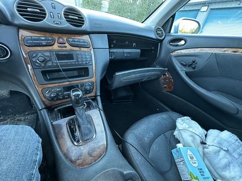 Used 2004 Mercedes-Benz CLK 500 Coupe image 13