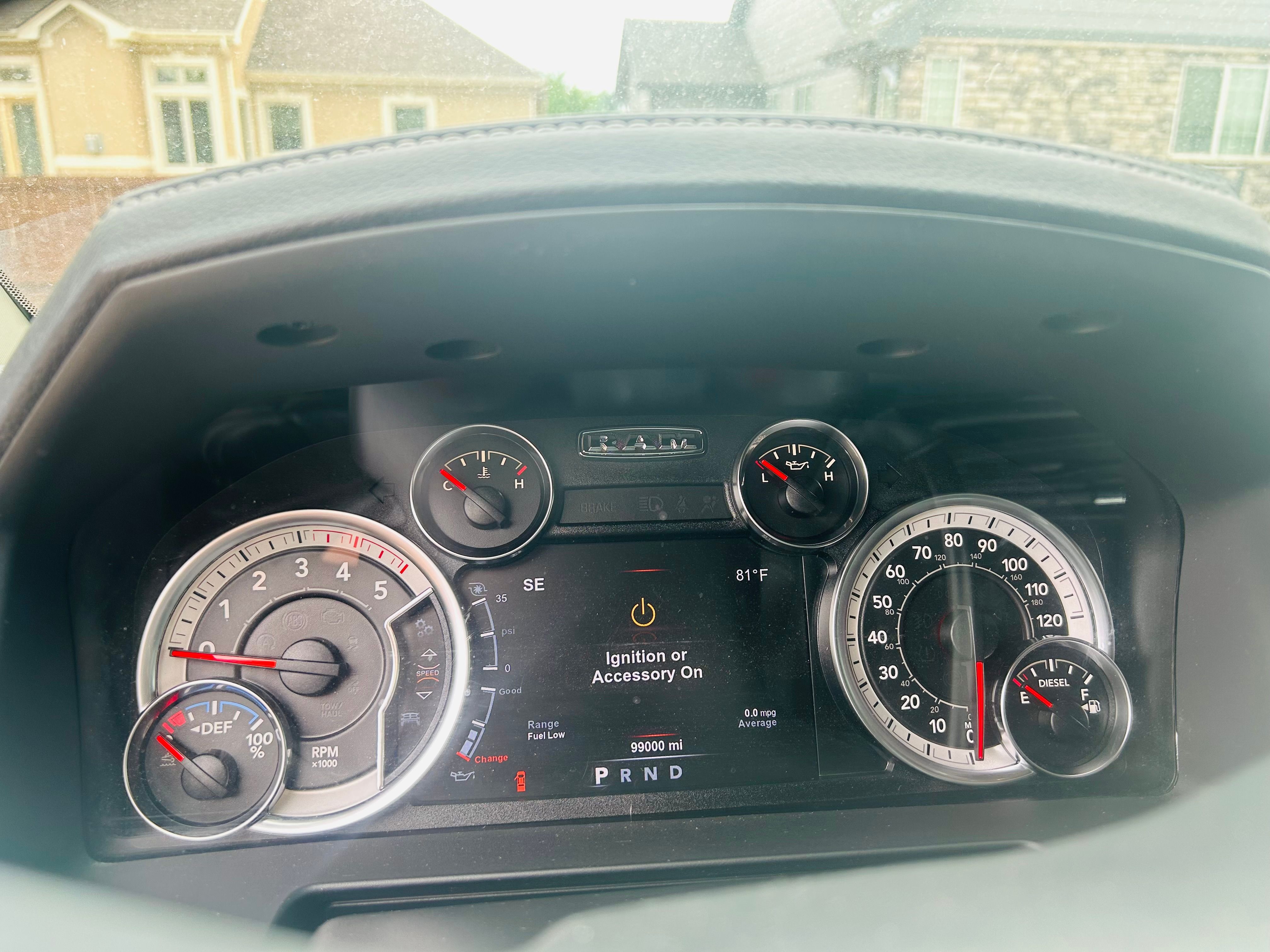 Used 2018 RAM 2500 Laramie w/ Sport Appearance Group AWD/4WD image 9