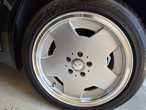 Used 1997 Mercedes-Benz E 320 Sedan image 28