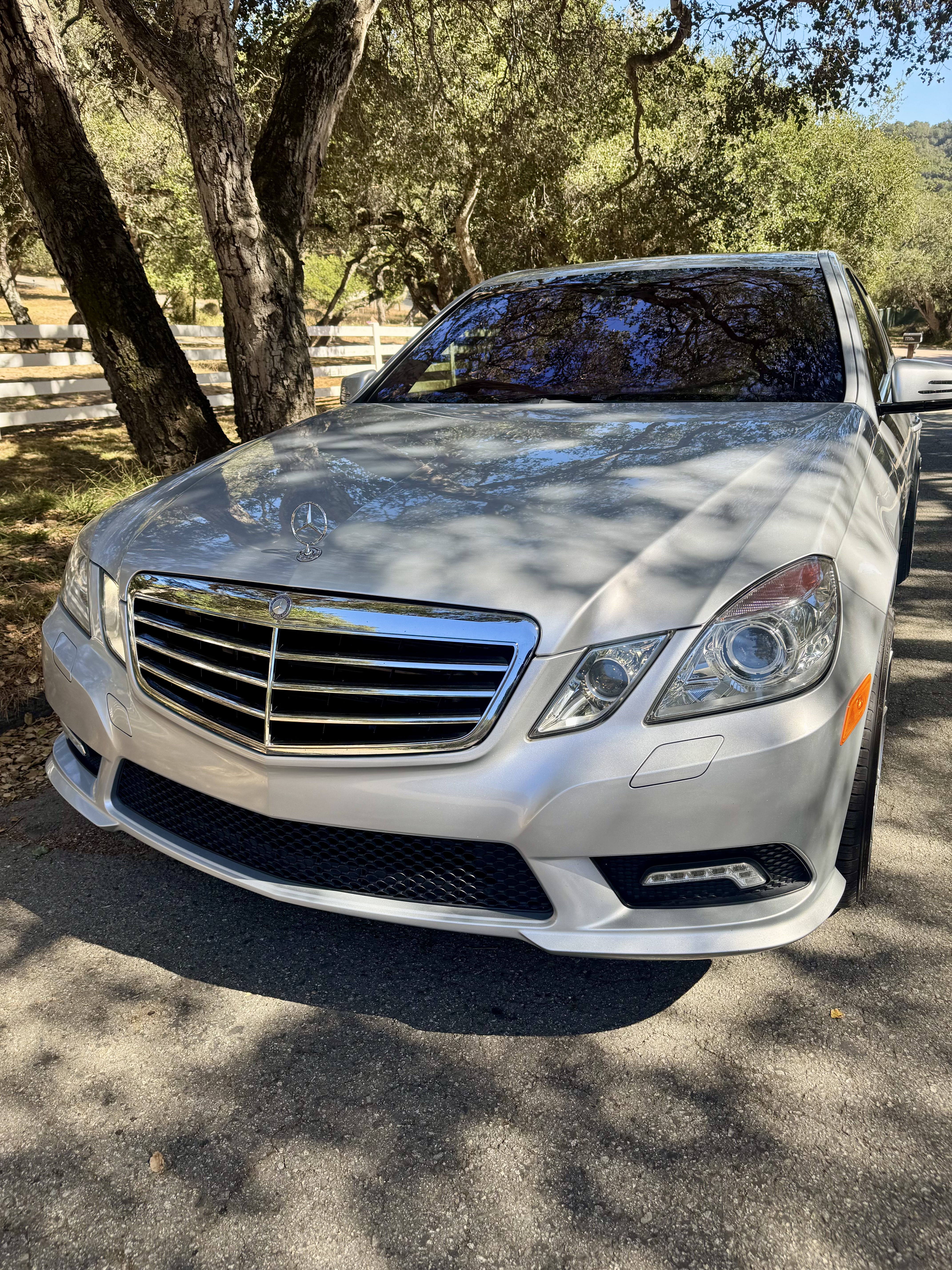 Used 2011 Mercedes-Benz E 550 Sedan image 1