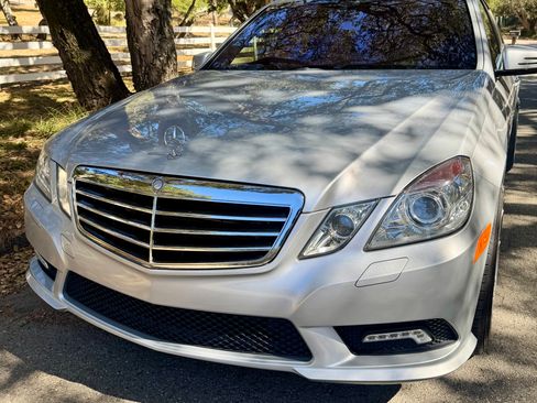 Used 2011 Mercedes-Benz E 550 Sedan image 1
