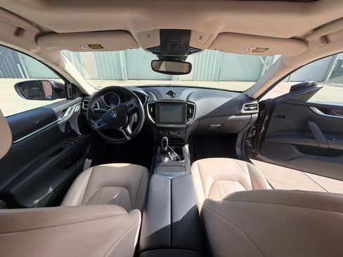 Used 2017 Maserati Ghibli Sedan 4D image 6
