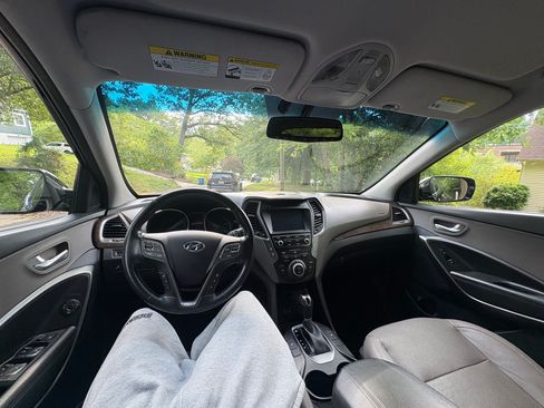 Used 2018 Hyundai Santa Fe Sport 2.0T FWD image 9