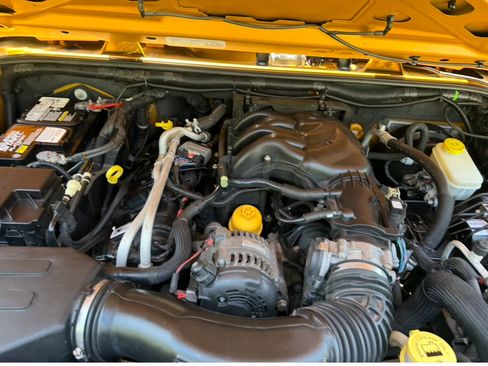 Used 2014 Jeep Wrangler Sport AWD/4WD image 11