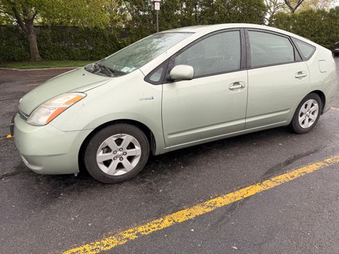 Used 2006 Toyota Prius FWD image 2