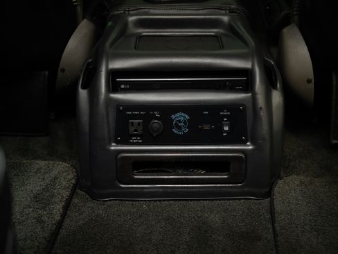 Used 2021 Chevrolet Express 2500 Extended w/ Enhanced Convenience Package RWD image 22
