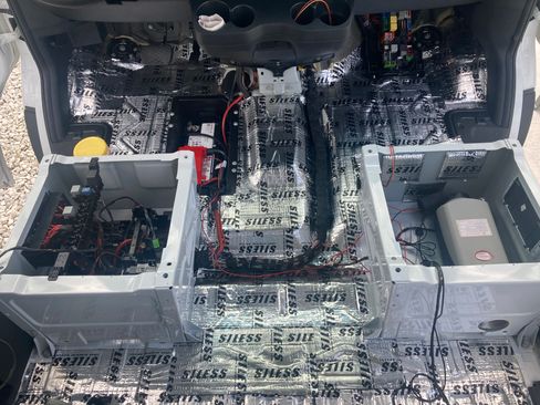 Used 2022 Mercedes-Benz Sprinter 2500 image 16