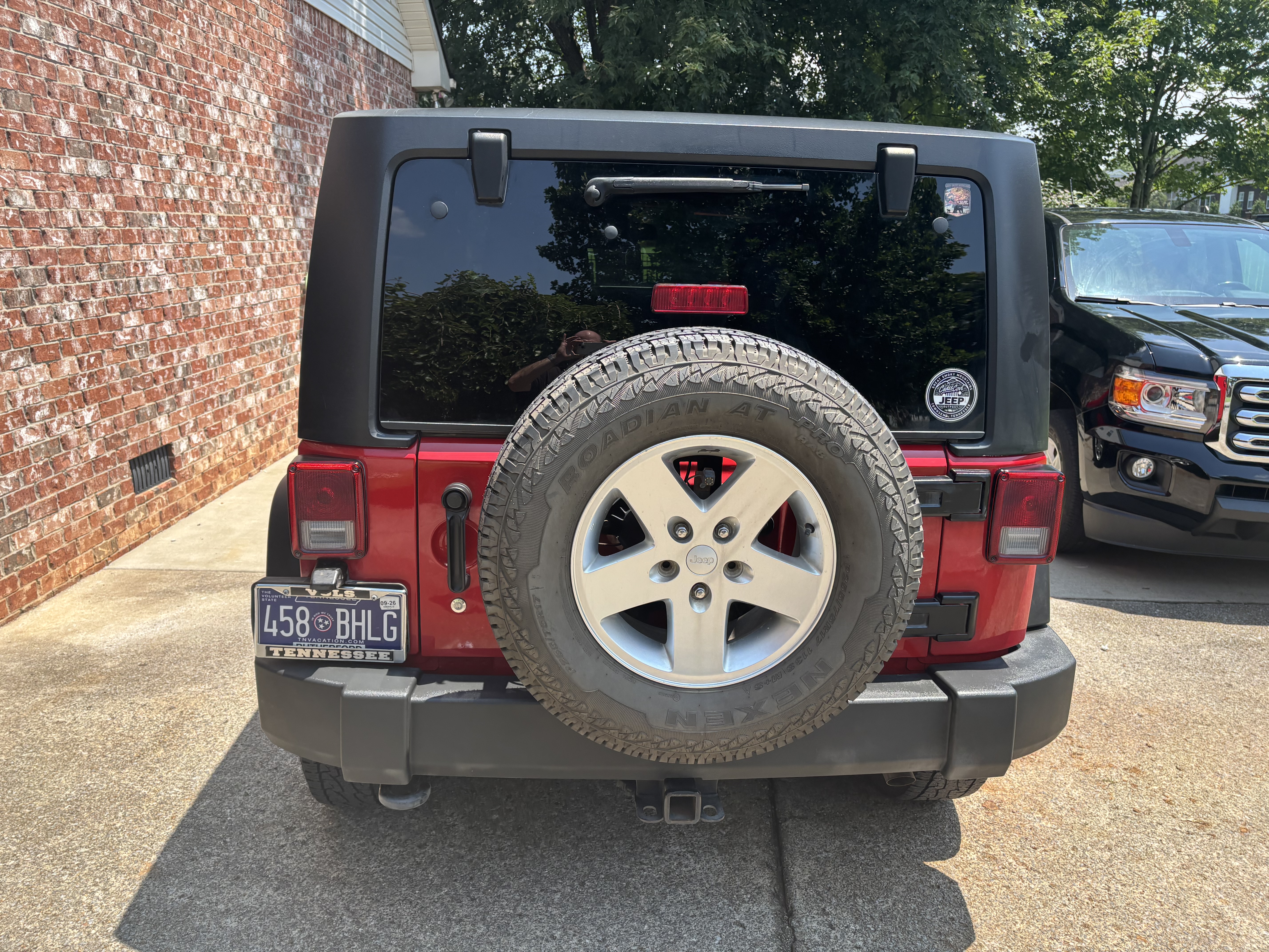 Used 2012 Jeep Wrangler Sport AWD/4WD image 15