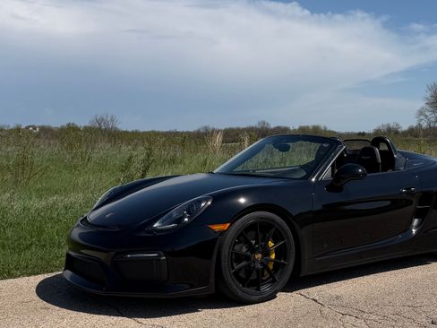 Used 2016 Porsche Boxster Spyder RWD image 5