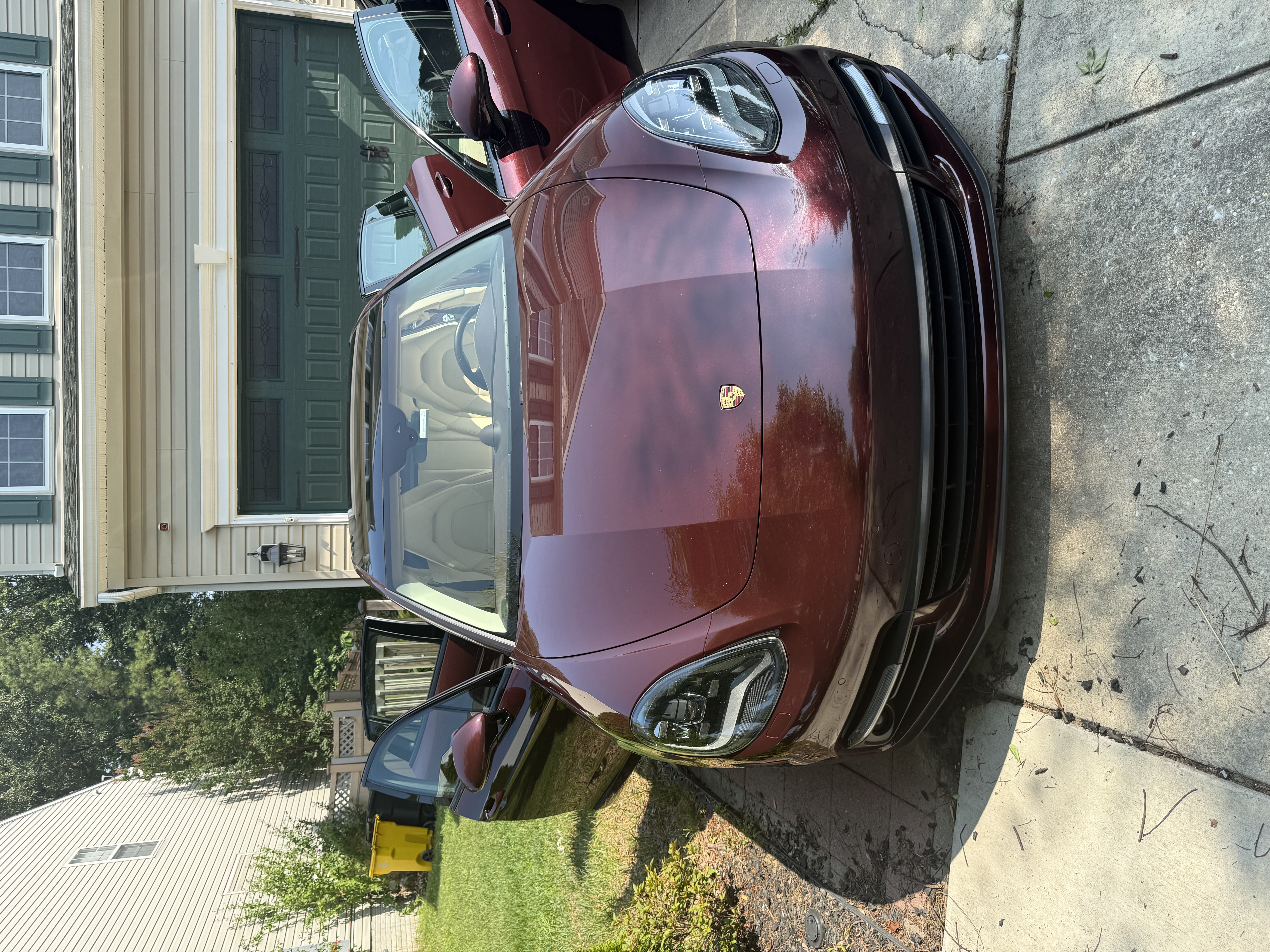 Used 2019 Porsche Panamera 4 AWD/4WD image 2