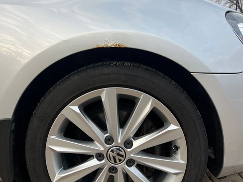 Used 2014 Volkswagen Golf TDI image 20