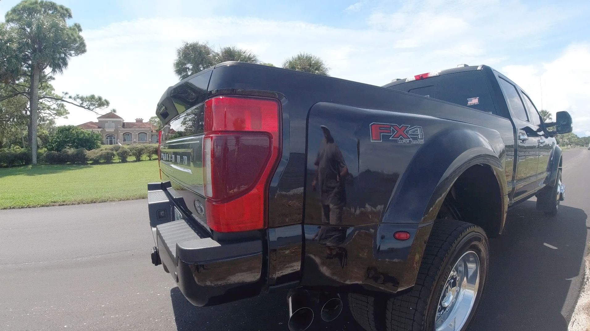 Used 2020 Ford F450 Platinum w/ FX4 Off-Road Package AWD/4WD image 9