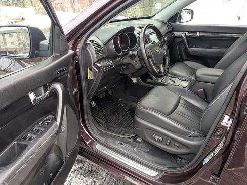 Used 2013 Kia Sorento SX w/ SX Premium Pkg image 11