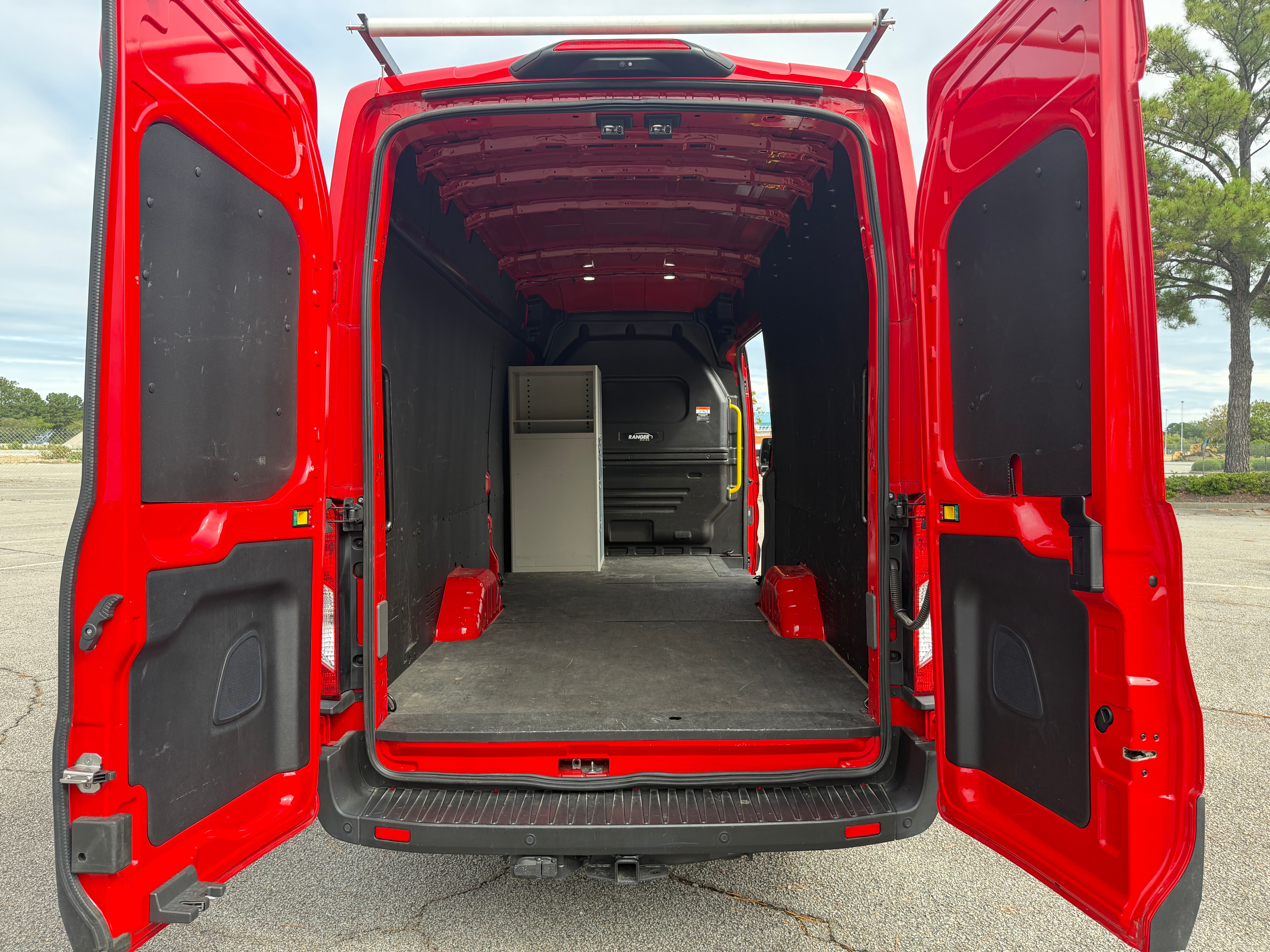 Used 2024 Ford Transit 250 148 High Roof Extended w/ Load Area Protection Package RWD image 24