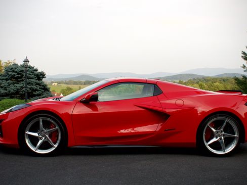 Used 2025 Chevrolet Corvette E-Ray w/ Battery Protection Package AWD/4WD image 4