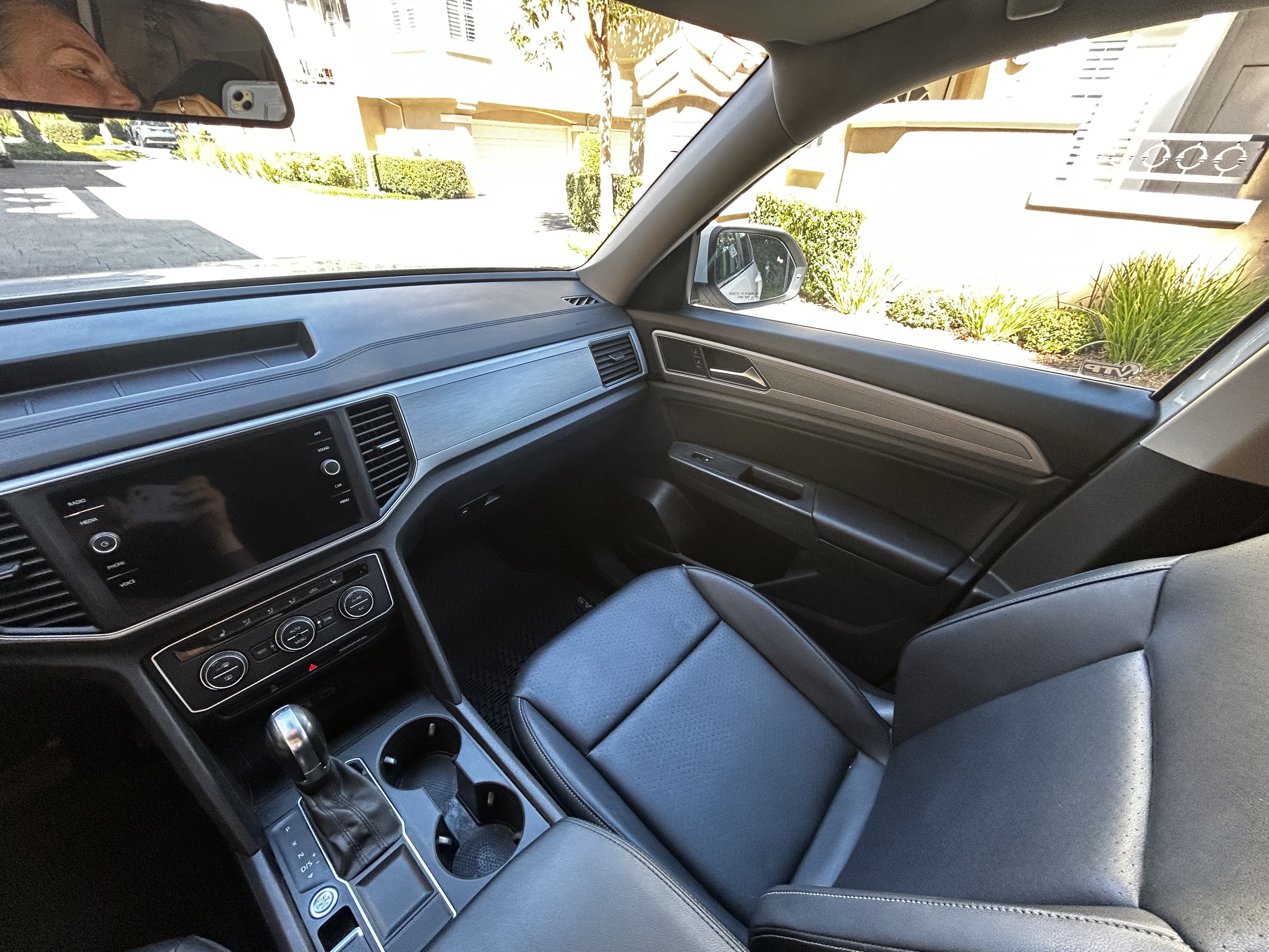 Used 2019 Volkswagen Atlas SE w/ Towing Package FWD image 11