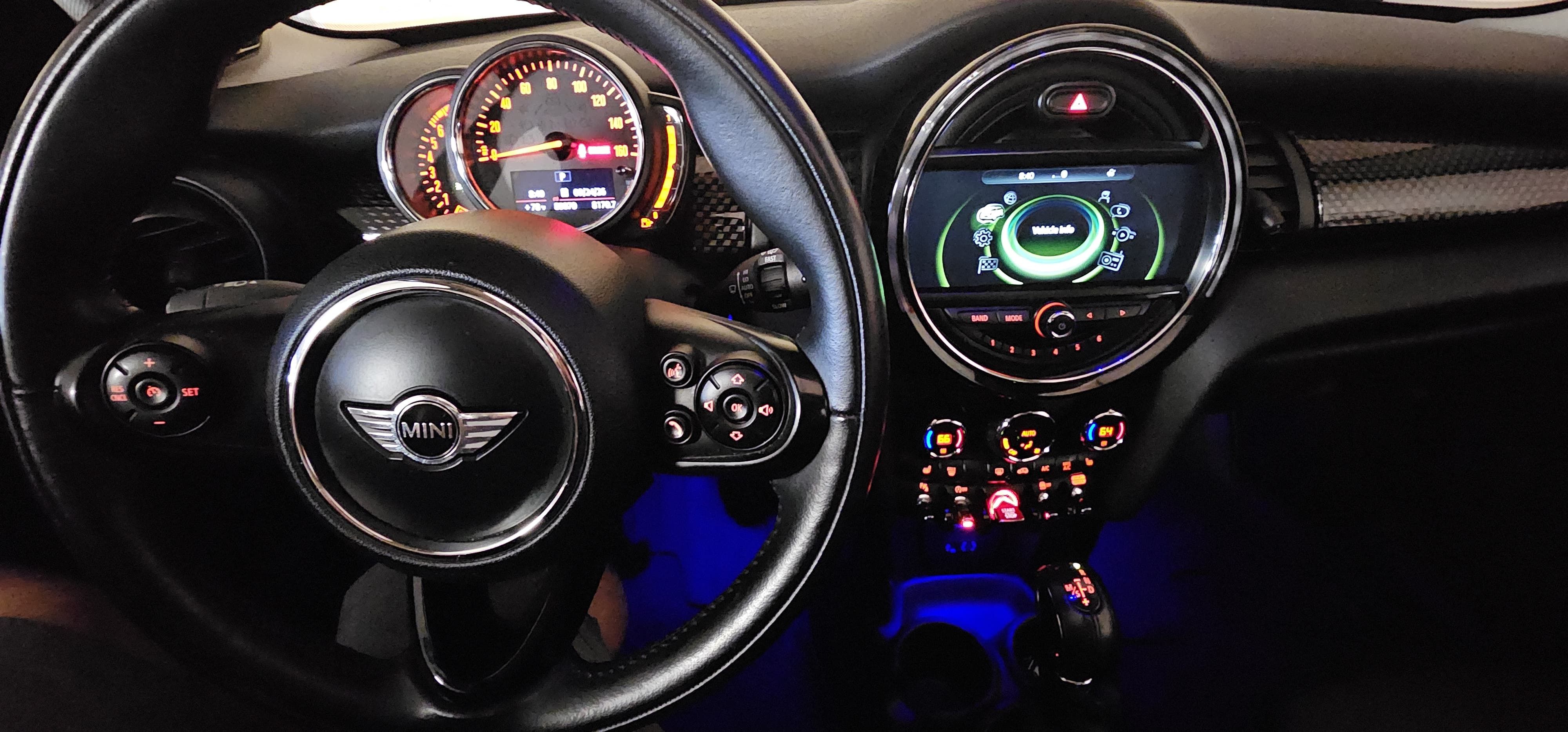 Used 2018 MINI Cooper S FWD image 6