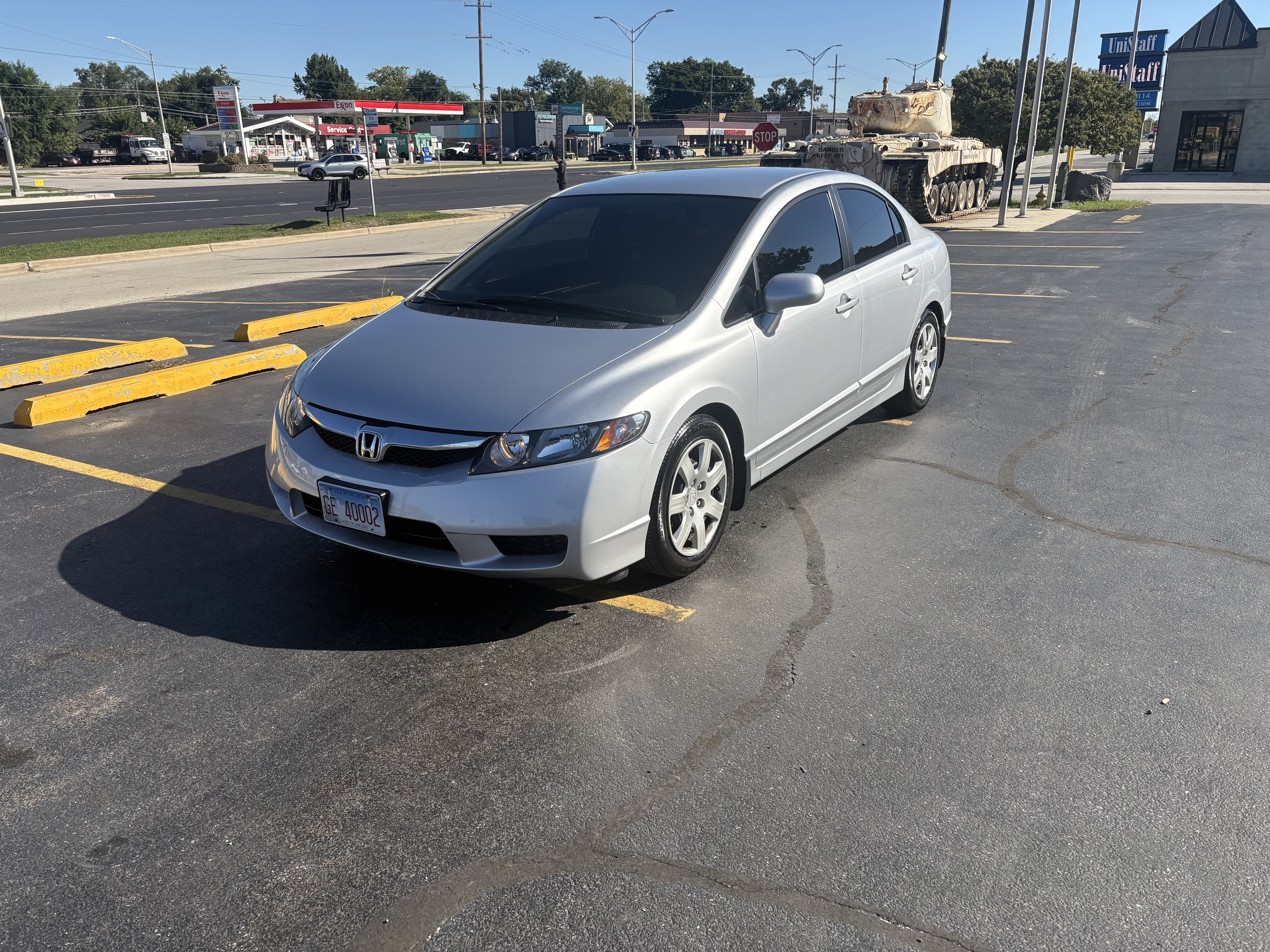 Used 2010 Honda Civic LX image 1