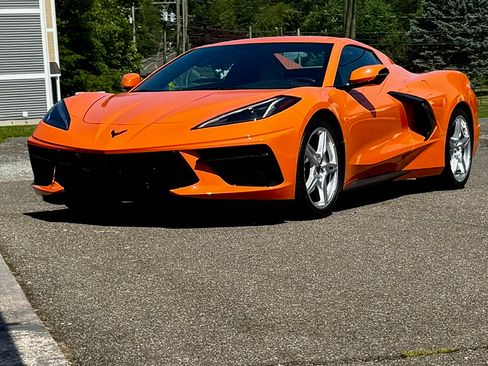 Used 2022 Chevrolet Corvette Stingray Convertible w/ 1LT RWD image 2
