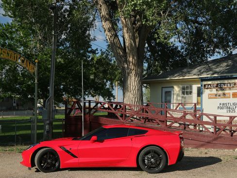 Used 2016 Chevrolet Corvette Stingray Coupe RWD image 10