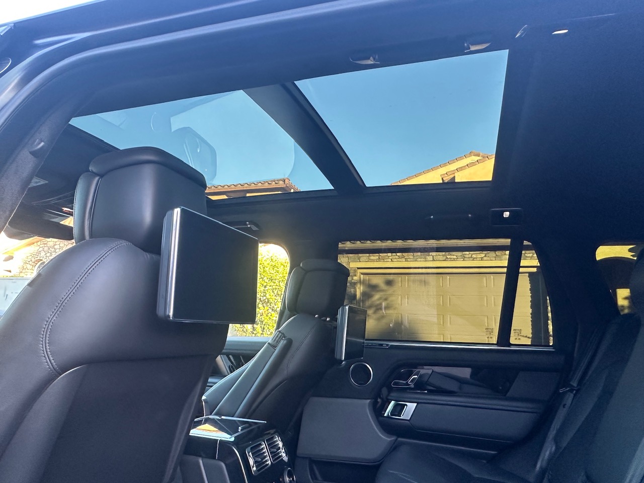 Used 2019 Land Rover Range Rover Long Wheelbase Supercharged AWD/4WD image 10