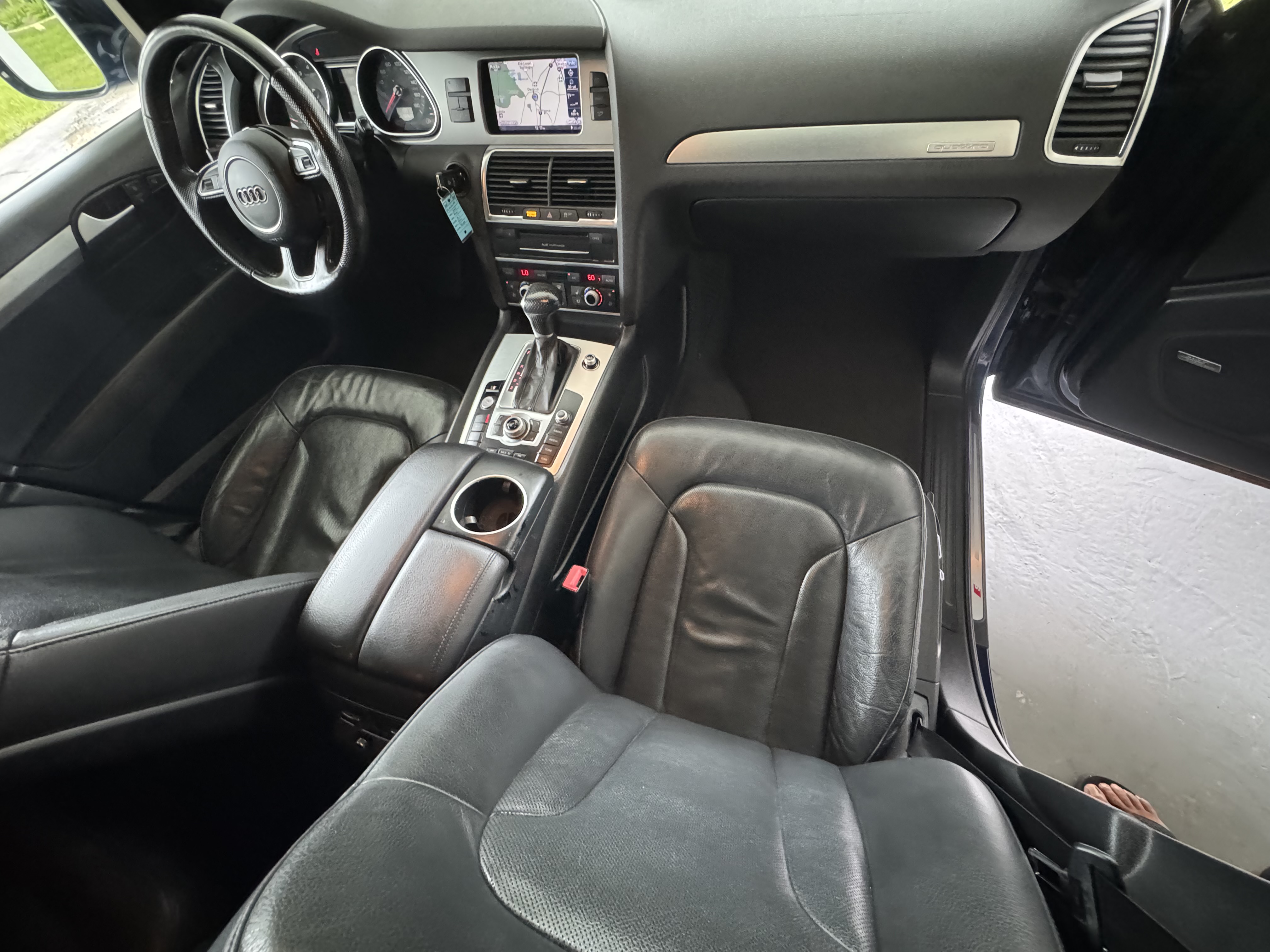Used 2015 Audi Q7 3.0T S line Prestige w/ 21" S Line Plus Package AWD/4WD image 32