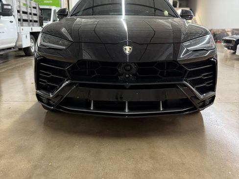 Used 2020 Lamborghini Urus image 12