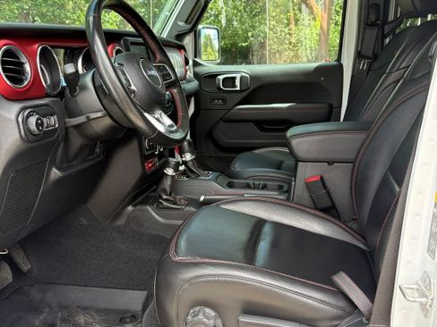 Used 2020 Jeep Gladiator Rubicon AWD/4WD image 12
