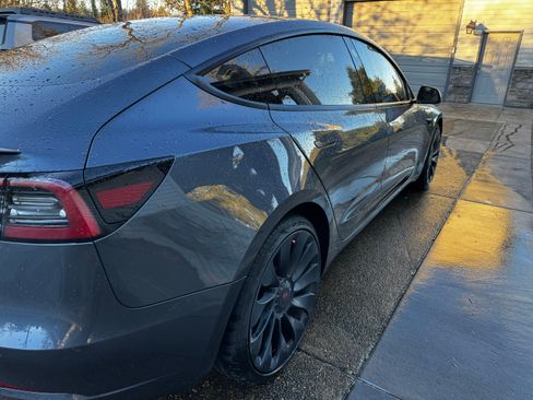 Used 2023 Tesla Model 3 Performance image 8