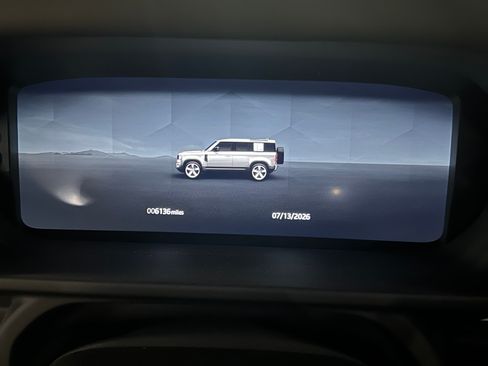 Used 2025 Land Rover Defender 110 S AWD/4WD image 13