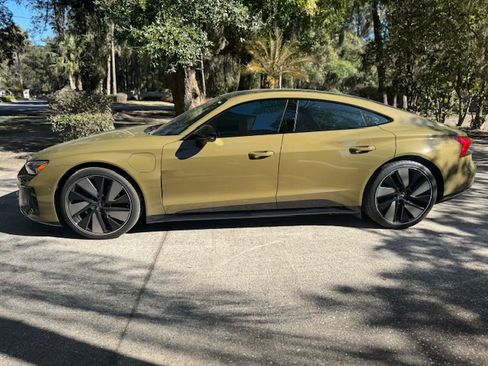 Used 2023 Audi e-tron GT Prestige w/ Prestige Package image 1