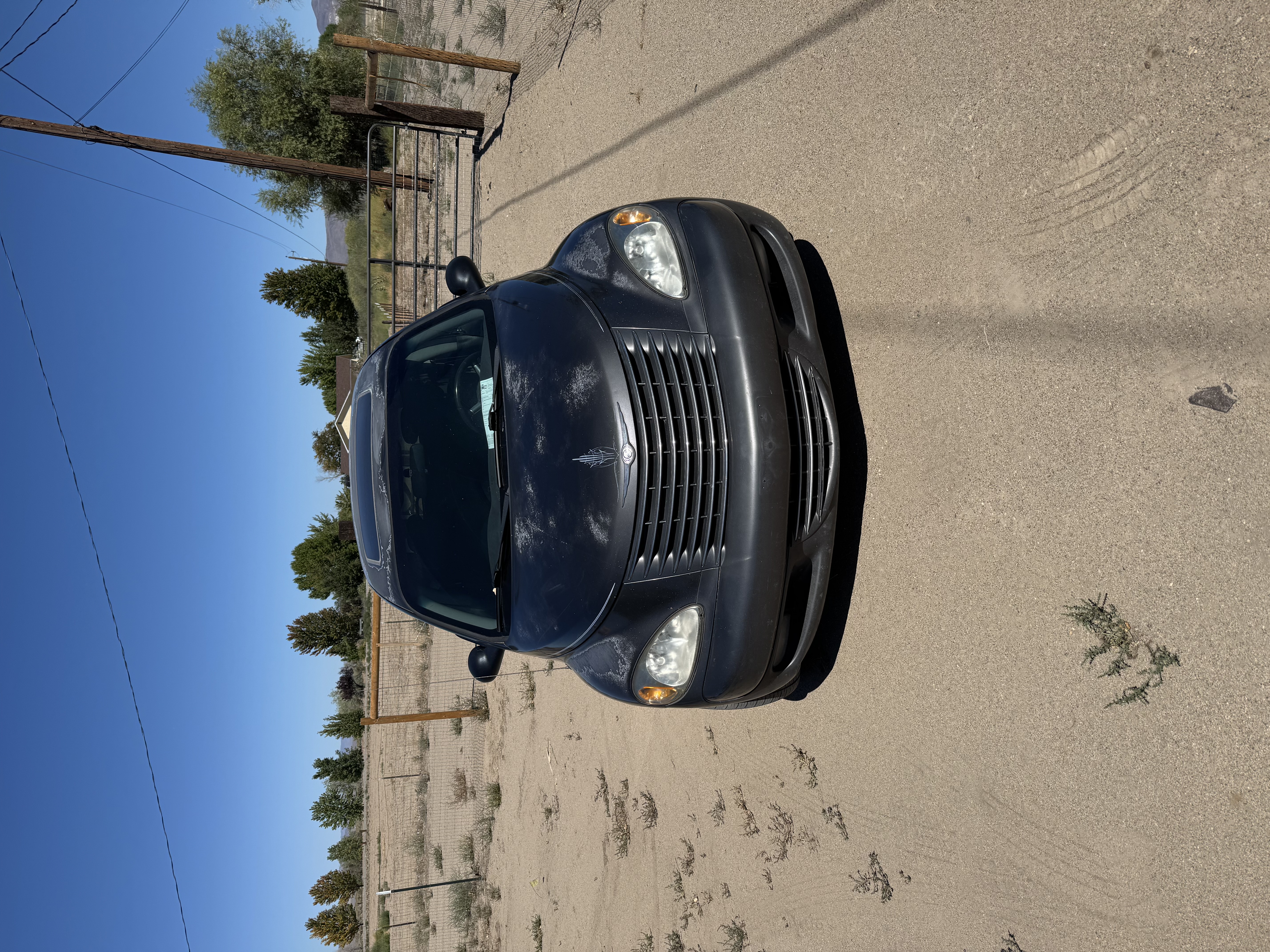 Used 2004 Chrysler PT Cruiser Limited FWD image 4