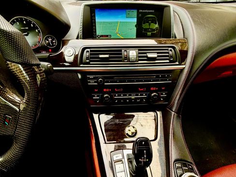 Used 2013 BMW 650i xDrive Convertible image 5