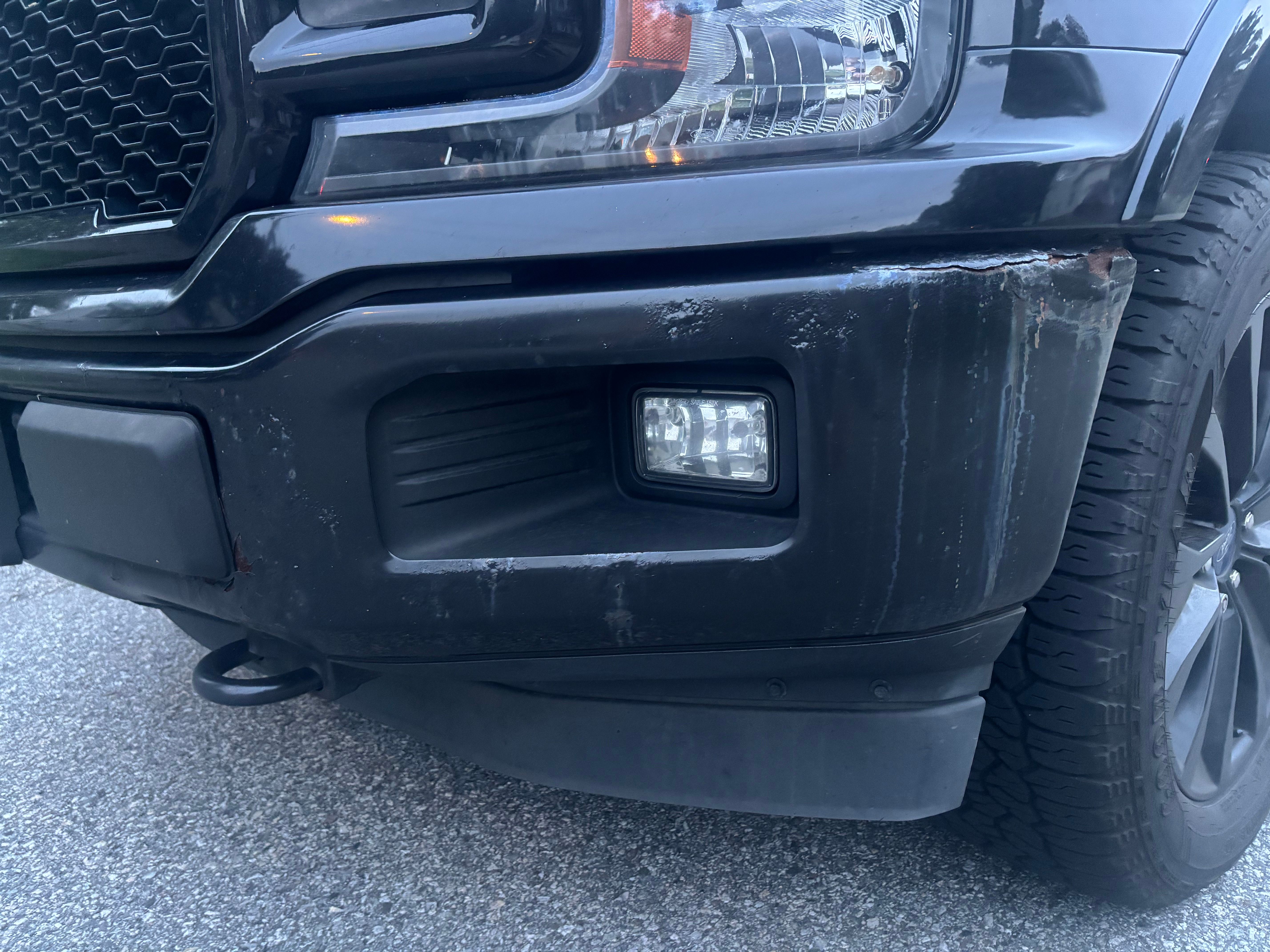 Used 2019 Ford F150 XLT w/ Equipment Group 302A Luxury AWD/4WD image 13