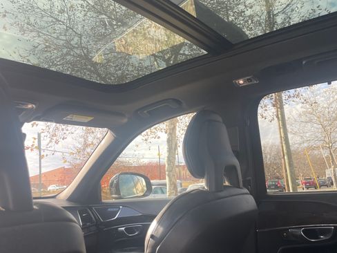 Used 2017 Volvo XC90 T6 Inscription w/ Vision Package image 13