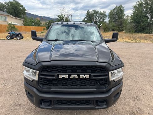 Used 2022 RAM 3500 Tradesman w/ Safety Group image 21