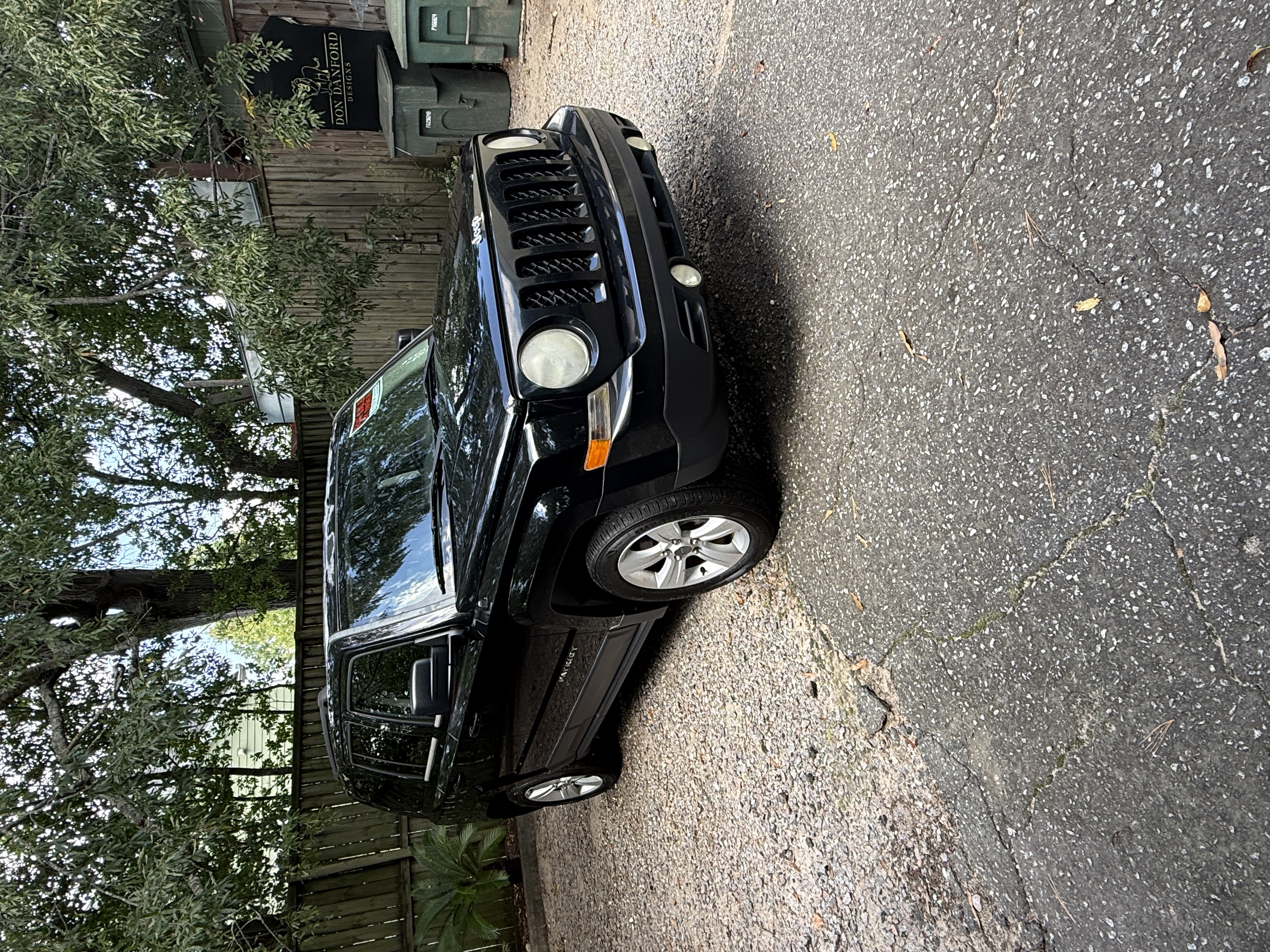 Used 2014 Jeep Patriot Latitude FWD image 6