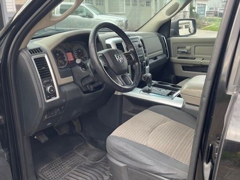 Used 2012 RAM 1500 Classic SLT w/ Technology Group image 11