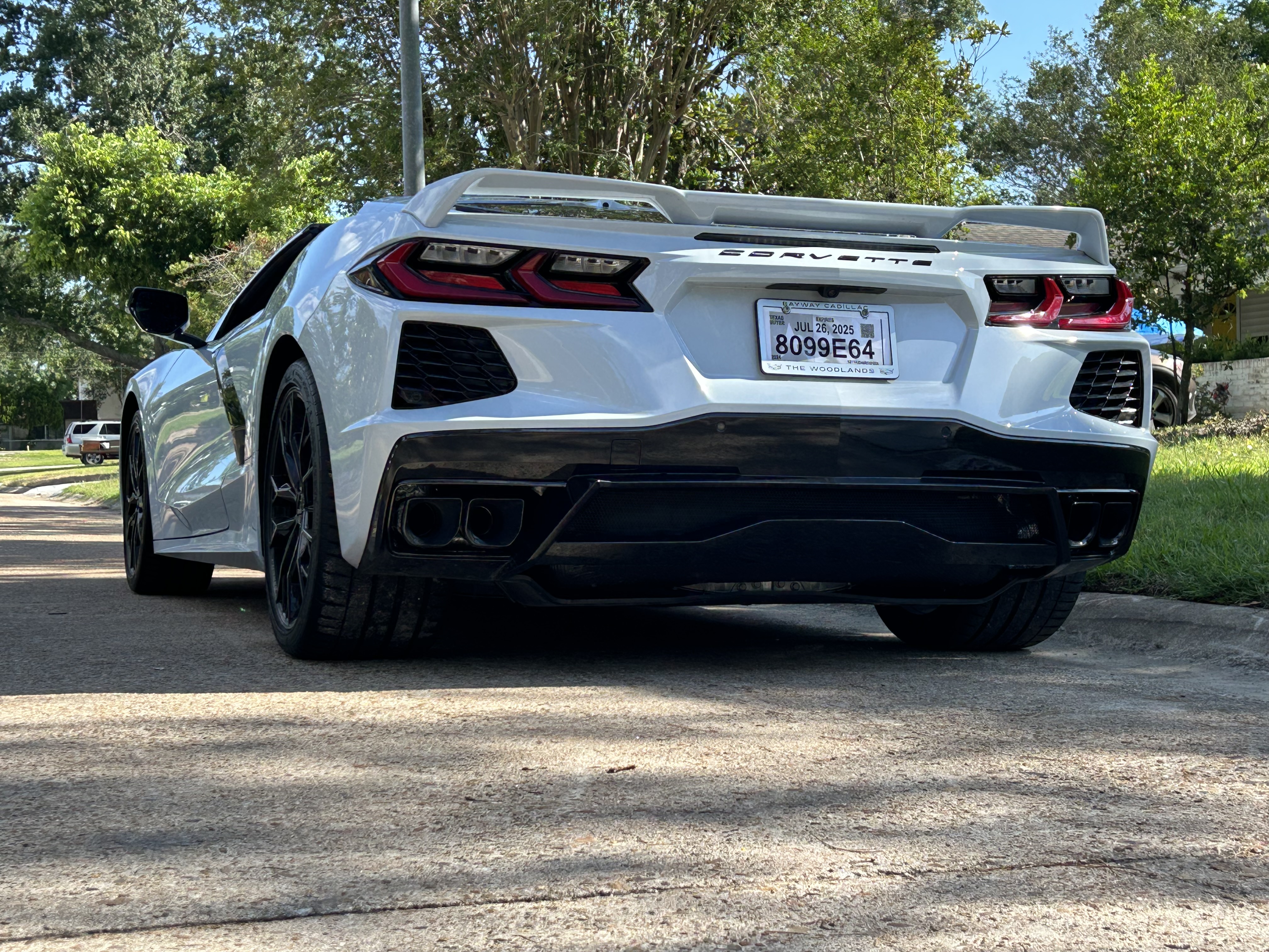 Used 2024 Chevrolet Corvette Stingray Coupe w/ Z51 Performance Package RWD image 14