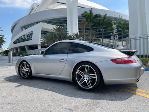 Used 2005 Porsche 911 Carrera RWD image 6